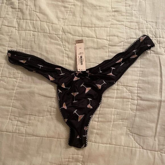 🌷 Mailed to Erin with her order🌷 VS THONG PANTY SILK - MARTINI GLASS DESIGN - - Picture 2 of 5